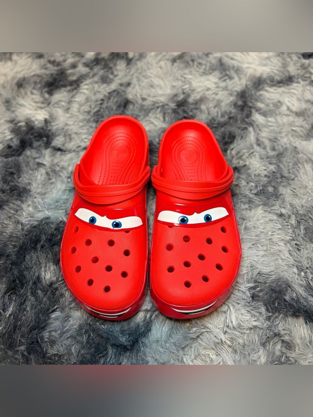 Lightning McQueen Crocs Clogs Mens Sz 11 Shoe Classic Disney No light up